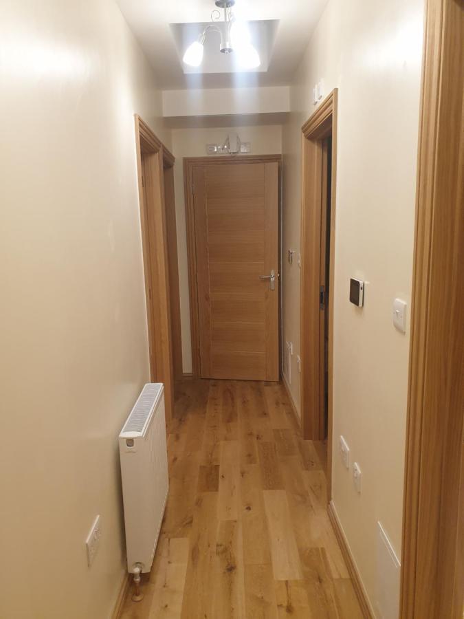 London Luxury 3 Bedroom 2 Bathrooms Flat 1 Min To Redbridge Station Free Parking & Wifi Wanstead Eksteriør billede
